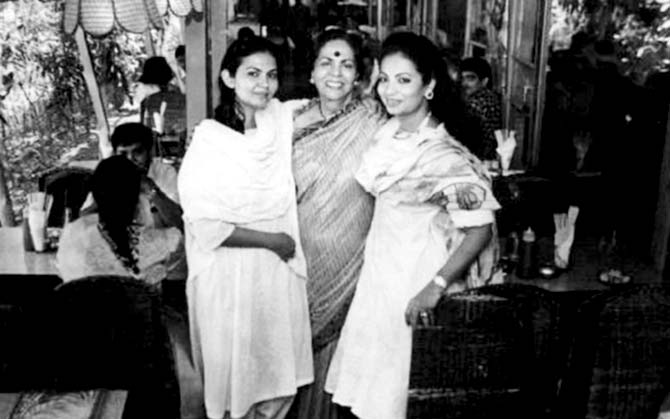 Usha Khanna with daughters, Malavika Sangghvi (left) and Devieka Bhojwani in So Long Sam