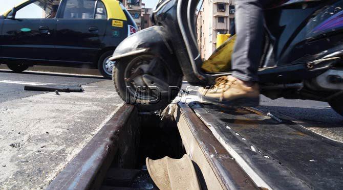 The gap is especially harmful to two- and three-wheeler riders, who can face serious damage if the front wheel gets caught in the gap. Pics/Nimesh Dave