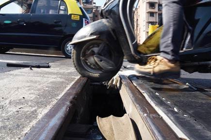 Mumbai: Deadly gap endangers commuters on WEH flyover