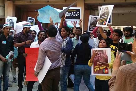 Mumbai: Kalina campus security 'rides roughshod' over students protesting Rohith's death