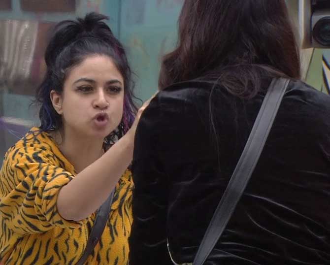 Priya Malik gets into a verbal spat with Mandana Karimi