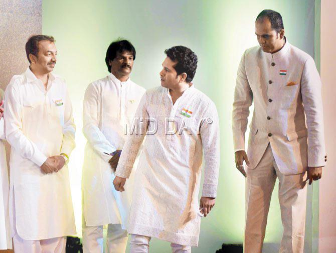 Dhanraj Pillay, Sachin Tendulkar and Nilesh Kulkarni