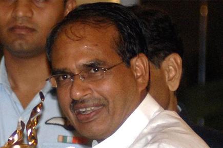 MP CM expands ministry, veterans Gaur, Sartaj resign