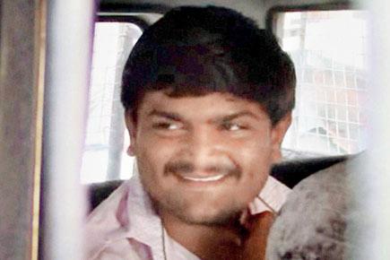 Hardik Patel out of jail, gets hero's welcome at Surat