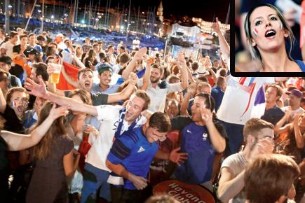 Euro 2016: Paris paints patriotic picture ahead of finale