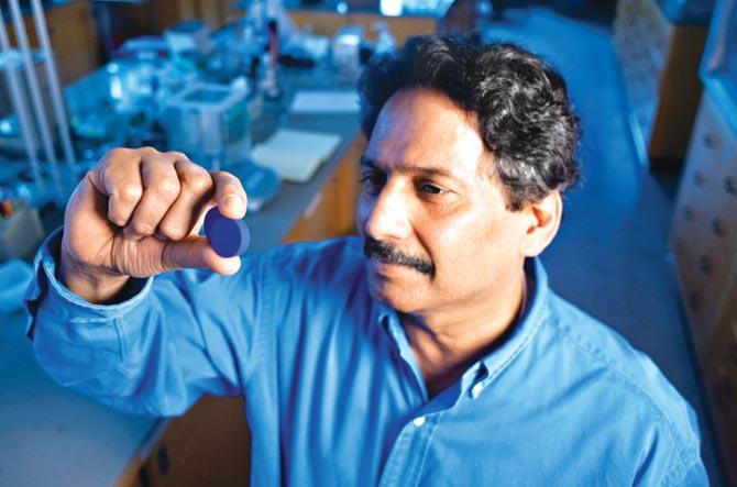 Dr Mas Subramanian and his team discovered a new inorganic pigment named YInMn Blue. Pic/Oregon State University