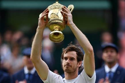 Andy Murray beats Milos Raonic to win second Wimbledon championship