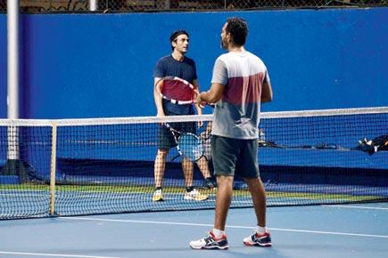Sweating it out! Arjun Rampal enjoys a game of tennis in Mumbai