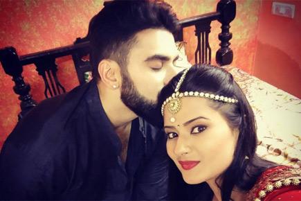 When Kratika Sengar surprised ill Nikitin Dheer on set 'Naagarjuna - Ek Yoddha'