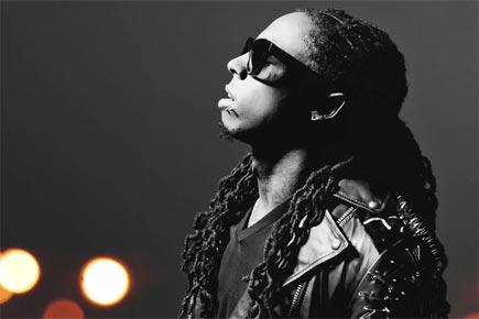Lil Wayne denies he's hospitalised for another seizure