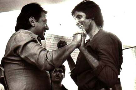 Amitabh Bachchan tweets rare photos of Jaya Bachchan, Dharmendra and the Kapoors