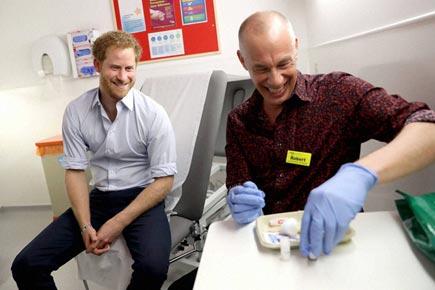 Prince Harry takes HIV test live on Facebook