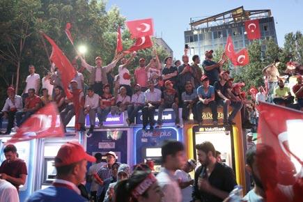Over 290 killed in military coup attempt in Turkey