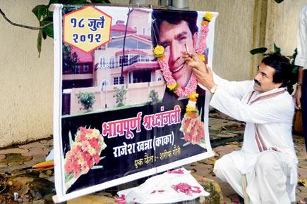 Remembering Kaka: Rajesh Khanna's diehard fan pays tribute at Aashirwad