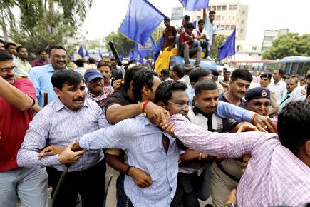 Dalit youth dies, cop killed as violence engulfs Saurashtra