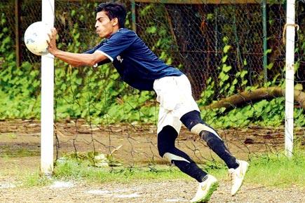 Striker Kamran turns goalie to power ANZA into final