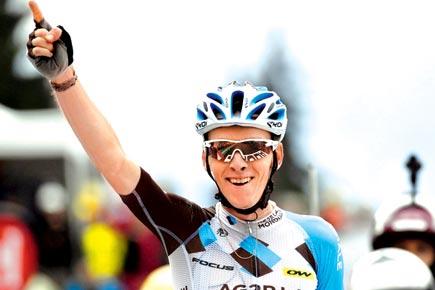 Romain Bardet wins Stage 19, Froome survives fall