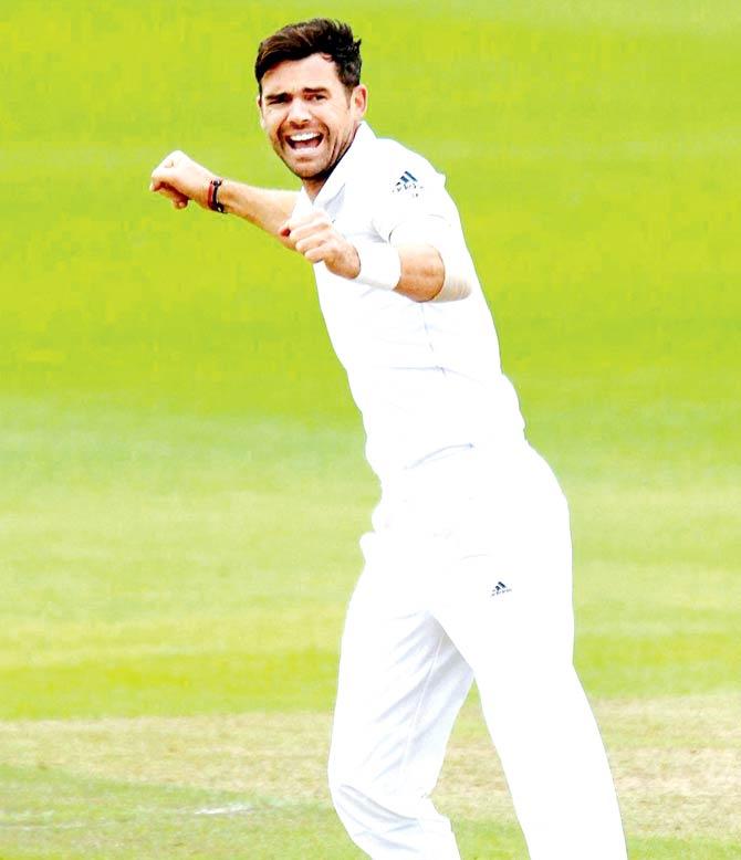England pacer James Anderson celebrates the wicket of Pakistan