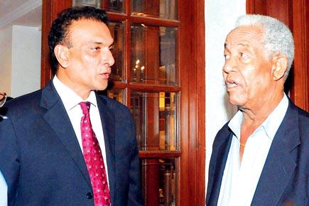 Ravi Shastri: I am honoured to share 6x6 feat with Sir Garfield Sobers
