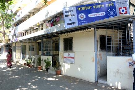 Mumbai: Two teachers allegedly molest girl students in Vakola civic school