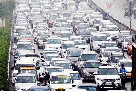 Traffic mess in Gurgaon due to heavy rains