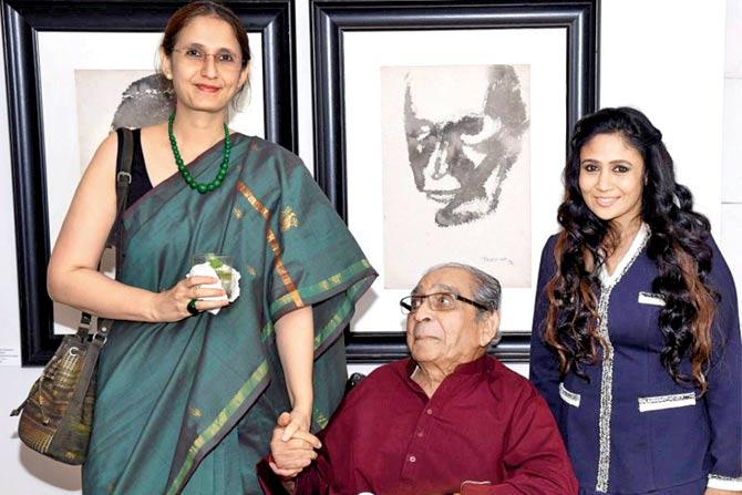 Nancy Adajania, Akbar Padamsee and Priyasri Patodia PIC/ Priyasri Art Gallery