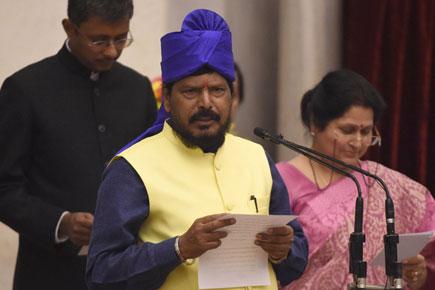 Video: Oops! RPI leader Ramdas Athawale forgets his name while taking oath