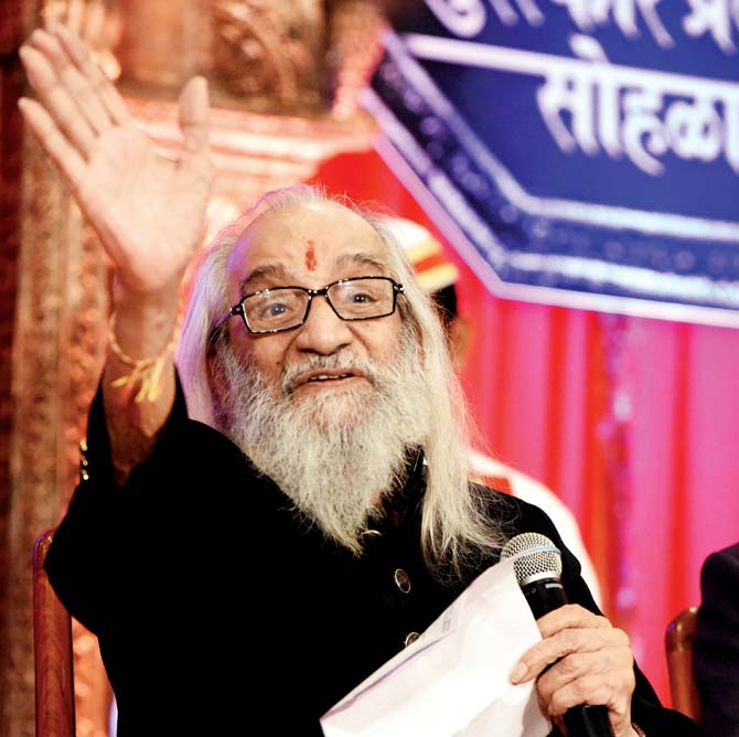 A file picture of Babasaheb Purandare at the award ceremony at the Raj Bhavan in October last year