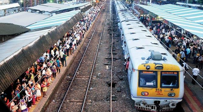 File photo of a crowded Borivli station