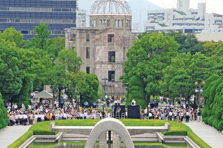 Pokemon no Go in Hiroshima memorial