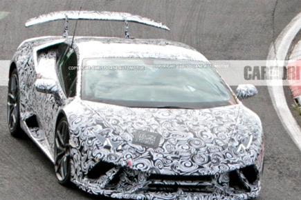 Huracan Superleggera spied : Here's what you need to know!