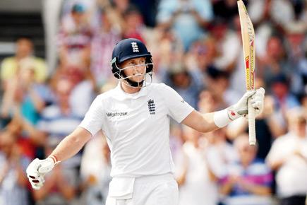 Joe Root's 254 takes England to 589-8 against Pakistan