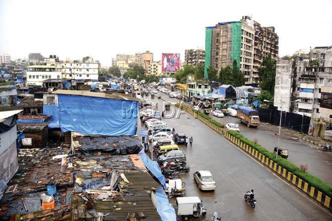 BMC’s N S Phadke Road expansion plans may lead to demolition of several housing structures. Pic/Pradeep Dhivar