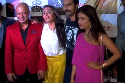 Naved Jaffrey, Shibani Kashyap and other celebs at an party 