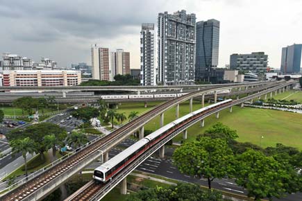 Wow! Amazing Photos of Singapore Mass Rapid Transit train