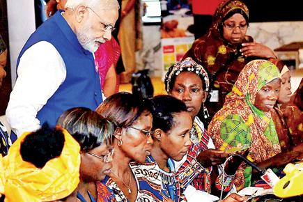 PM Narendra Modi celebrates with Solar Mamas