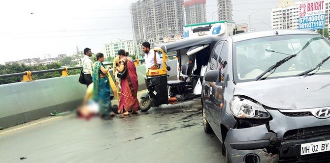 One of the passengers in the auto 58-year-old Deepak Panchal lost his life after the vehicle began to skid on the slippery road and a Hyundai i10 crashed into it from behind. Pic/Ranjeet Jadhav