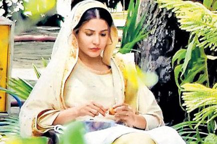 Anushka Sharma goes traditional for 'Phillauri'