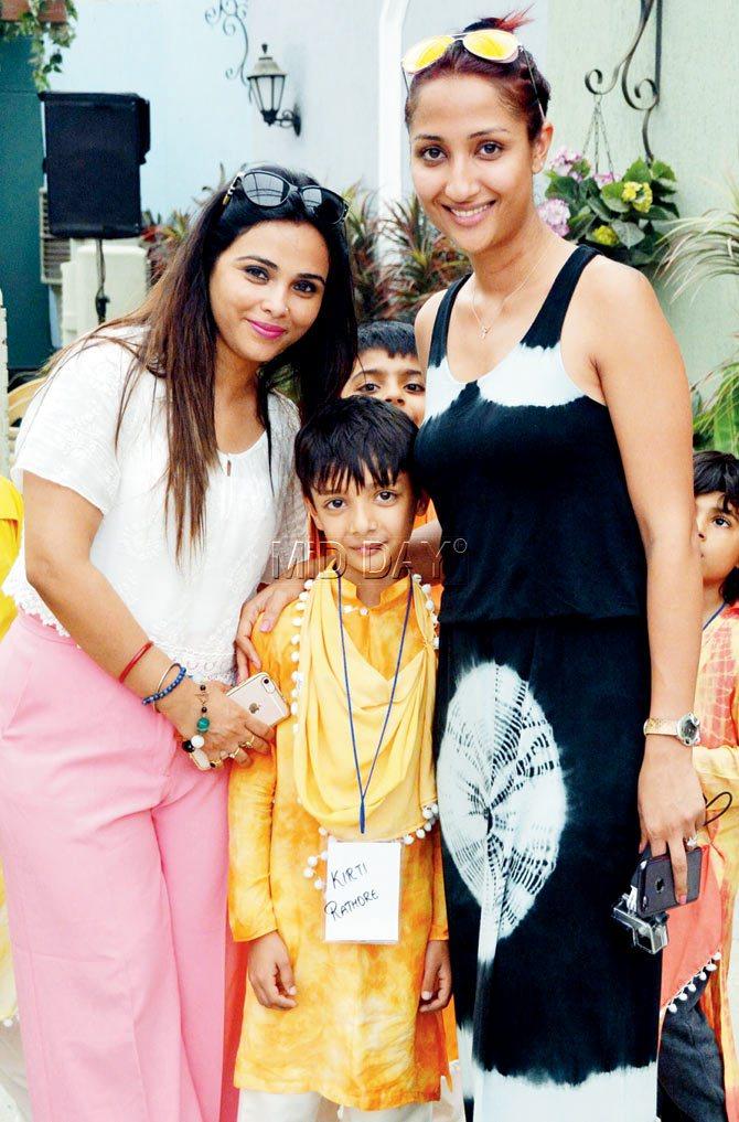 Parul’s children, eight-year-old Armaan and three-year-old Kanisha,  are participating  at the fashion week 
