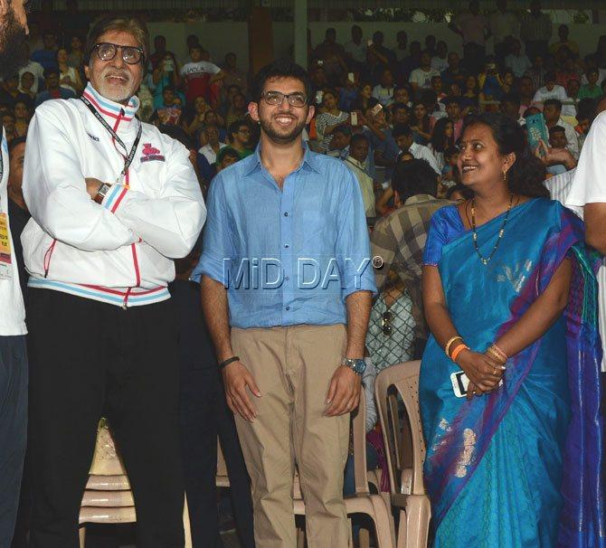 Aditya Thackeray with Amitabh Bachchan