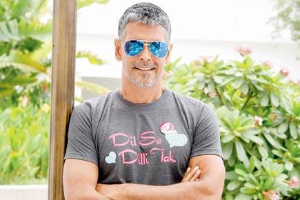 Pink of health: Milind Soman spreads awareness about breast cancer