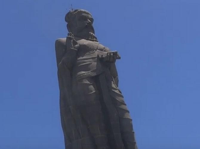 Thiruvallur statue