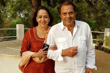 Esha Deol shares an adorable picture of her parents