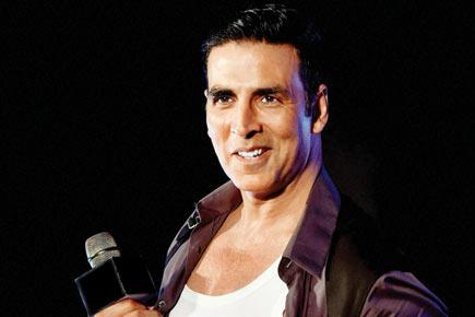 Akshay Kumar: There's only one superstar here, and that is Rajinikanth