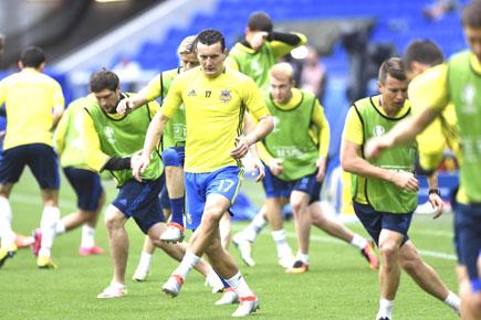 Euro 2016: Northern Ireland face battle for survival against Ukraine