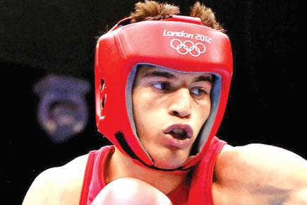 Indian boxers Satish Kumar, Sumit Sangwan advance at Olympic qualifiers
