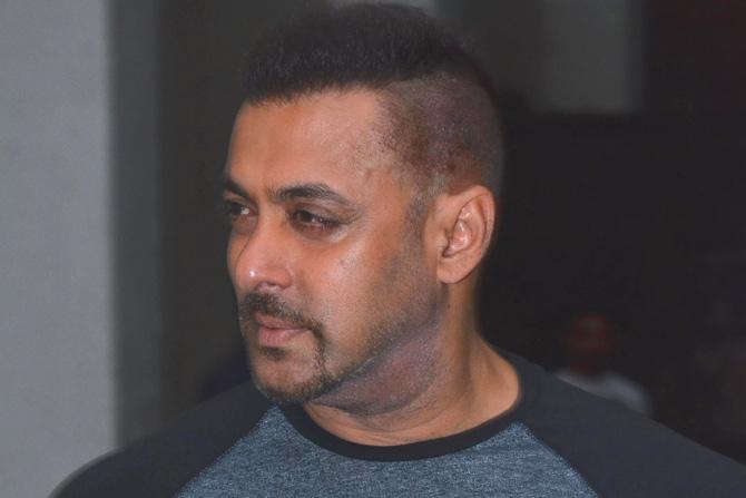 Superstar Salman Khan, who is awaiting the release of his next film "Sultan", feels that in order to maximise footfalls for movies, ticket prices need to be reduced and number of theatres should be increased.