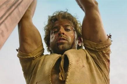 It's here! 'Saviour' Hrithik Roshan rocks in 'Mohenjo Daro' trailer