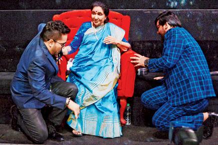 Asha Bhosle - The legend and her true-blue followers