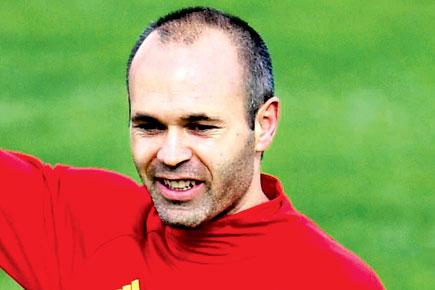 Andres Iniesta weighing options for life after Barcelona